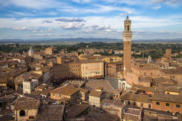 Fototapeta na wymiar Panoramic view of the old city of Siena, Tuscany, Italy
