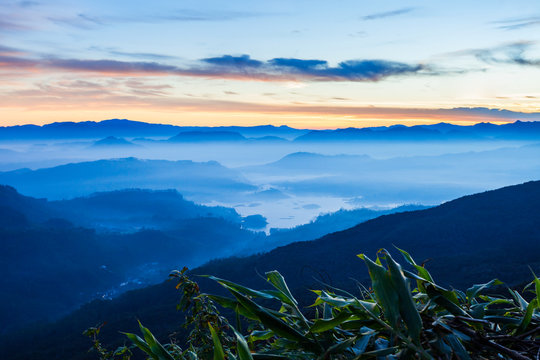 Adams Peak sunrise view