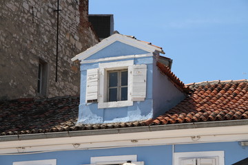 alte Dachgaube