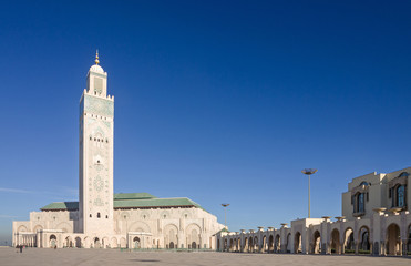 Fototapeta na wymiar Casablanca mosque, city architecture, Morocco