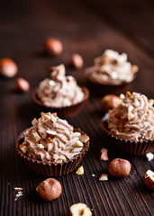 Chocolate cups with hazelnut cream