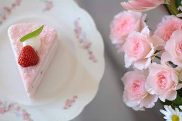 Fototapeta na wymiar Strawberry Cake
