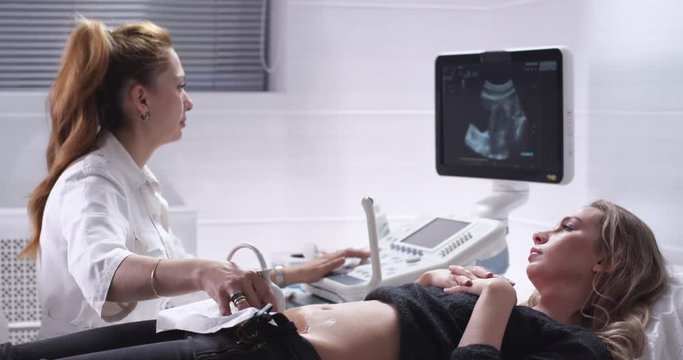 Ultrasound of the pelvic organs. Female infertility