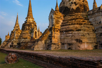 Fototapeta premium Wat Phra Si Sanphet temple in Ayutthaya Historical Park, a UNESCO world heritage site, Thailand