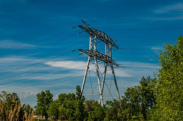 Lignes très haute tension.