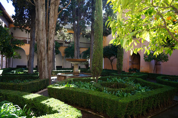 Parkanlage in der Alhambra in Granada