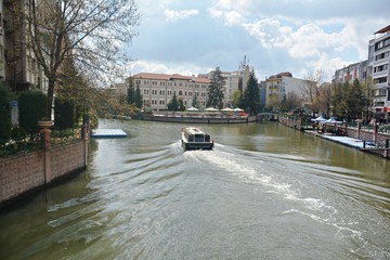 Porsuk Çayı ve Tekne © ilkerkursun