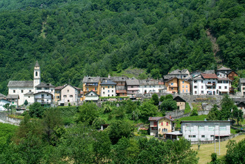 Fototapeta na wymiar Rural village of Dangio on the Swiss alps