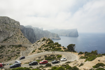 Krajobraz górski - kręte drogi na Majorce Cap Fomentor (Mallorca)