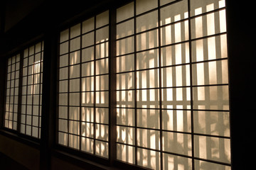 soft light through Japanese paper window
障子　日本家屋