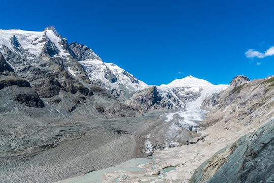 Gro&szlig;glockner (links) und Johannisberg (rechts) mit dem Pasterzengletscher