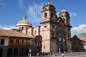 Fototapeta na wymiar Eglise de la Compania de Jesus plaza de Armas à Cusco au Pérou