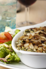 Bayerische Kässpätzle mit Salat