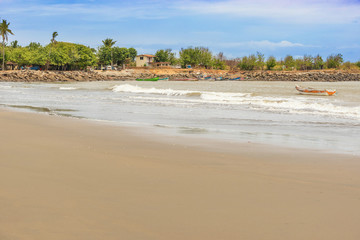 Fisherman boats and the houses in small village El Rompio near Chitre.