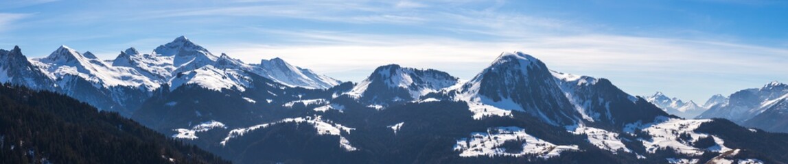 Alpenpanorama im Winter