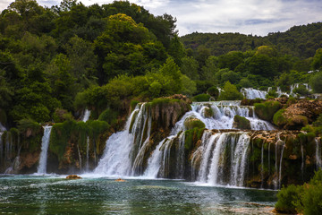 Fototapeta na wymiar Beutiful Waterfall