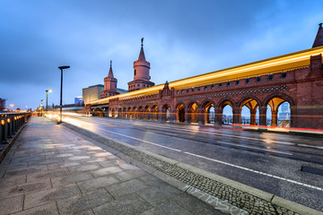 Fototapeta na wymiar Oberbaum Bridge Berlin Germany