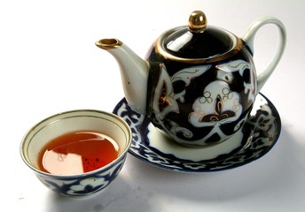 Tea Pot and Cup of black Tea - Arabic - Uzbek 