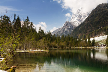 Fototapeta na wymiar Lake Hintersee in the bavarian alps