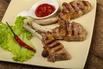 Grilled lamb