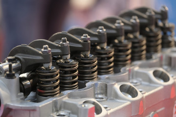 Valve sistem of a modern engine