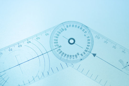 Physical therapy goniometer