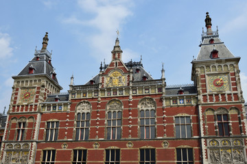 Fototapeta na wymiar Bahnhof Amsterdam Centraal