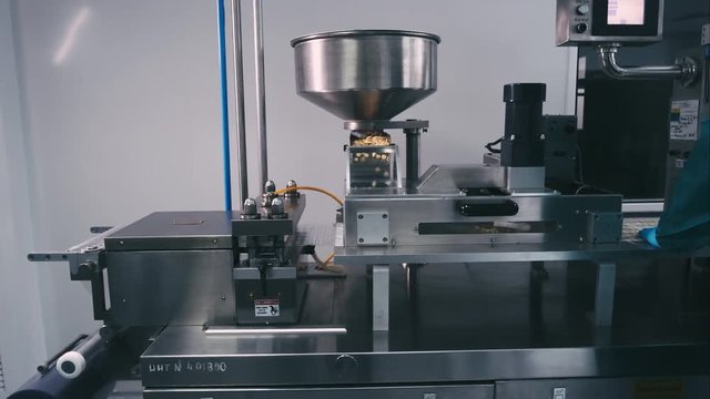 blister pack machine in supplement drug manufacture