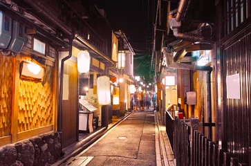 Zelfklevend Fotobehang Kyoto Nacht Sendo Town © 7maru
