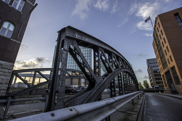 Stahlträger einer Brücke in Hamburg