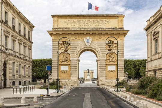 Historischer Triumphbogen in Montpellier, S&uuml;dfrankreich
