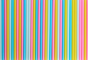 bright colored straws for drinks