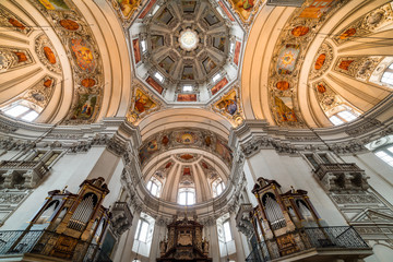 Fototapeta na wymiar Visiting Salzburg Cathedral