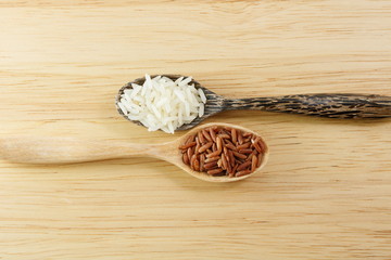 Thai white jasmine rice mixed with brown rice