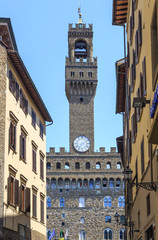 Fototapeta premium Via Vacchereccia in Florence - view towards Palazzo Vecchio