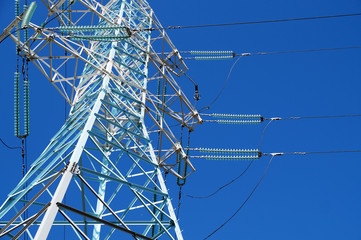 New mast of power lines
