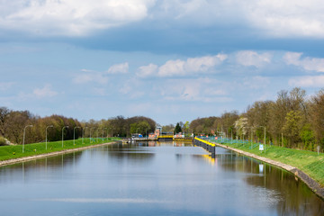 Schleusenkanal der Weser bei Sebbenhausen