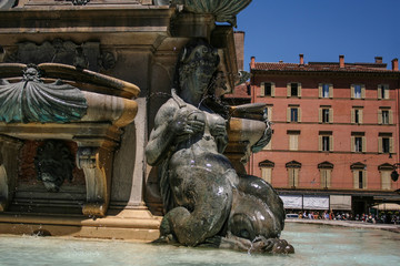 Fototapeta premium Detalle de fuente en Bolonia, Italia