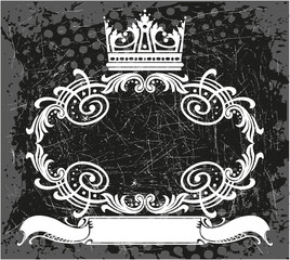 Decorative frame with crown