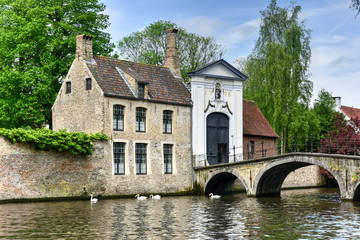 Fototapeta na wymiar Canals of Bruges, Belgium