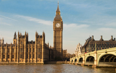 Obraz na płótnie Canvas The Big Ben clock tower in London, UK.