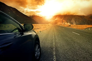 Foto op Canvas auto en road trip in aoraki - mt.cook nationaal park zuid eiland nieuw-zeeland © stockphoto mania