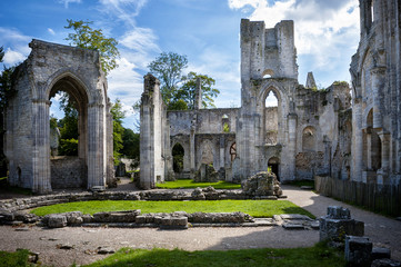 Abbey of Jumieges, Ruins of Abbey from 1067, Normandie, France - obrazy, fototapety, plakaty