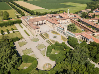 Villa Arconati, Castellazzo, Bollate, Milano, Italia. Vista aerea della Villa Arconati. Giardini e...