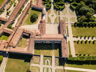 Villa Arconati, Castellazzo, Bollate, Milano, Italia. Vista aerea della Villa Arconati. Giardini e...