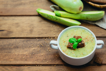 cream soup with zucchinis