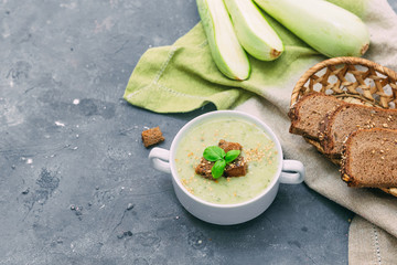  Cream of zucchini soup