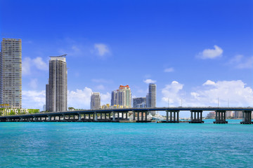 Fototapeta na wymiar View of South Beach Miami with MacArthur Causeway Bridge
