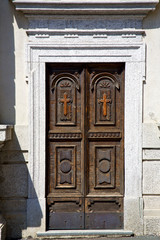  italy   and church door