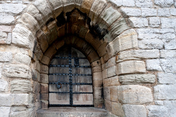 Fototapeta na wymiar Door to Caernarfon castle, Wales